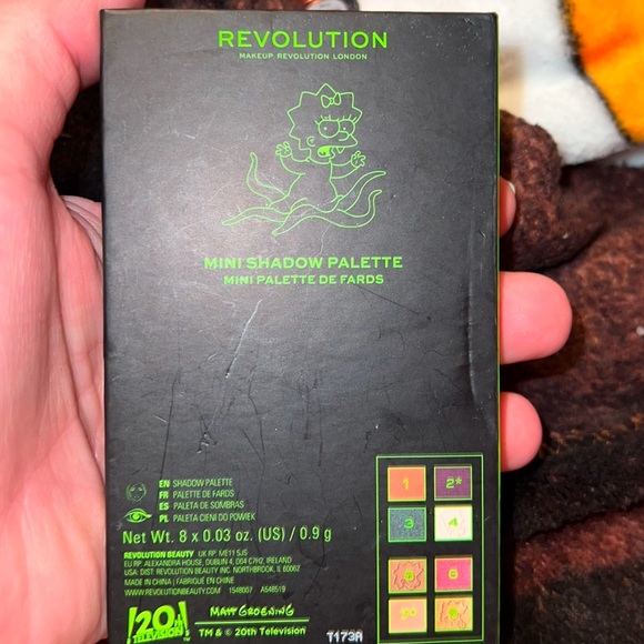 simpsons x makeup revolution palette - Picture 2 of 4